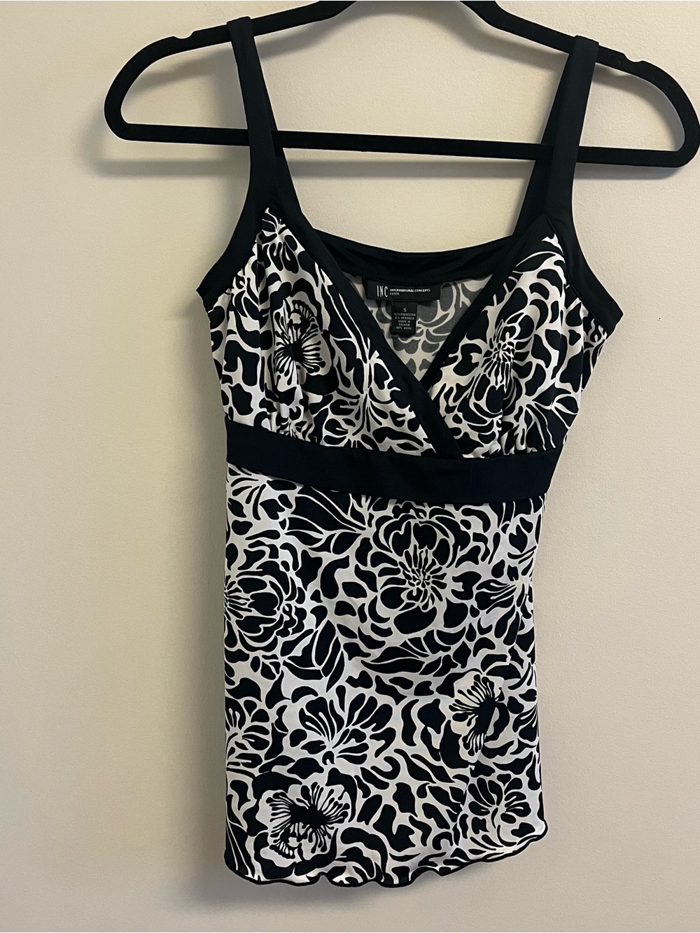 Black & White Floral Tank Top Petite Small Boho Fairy Festival
